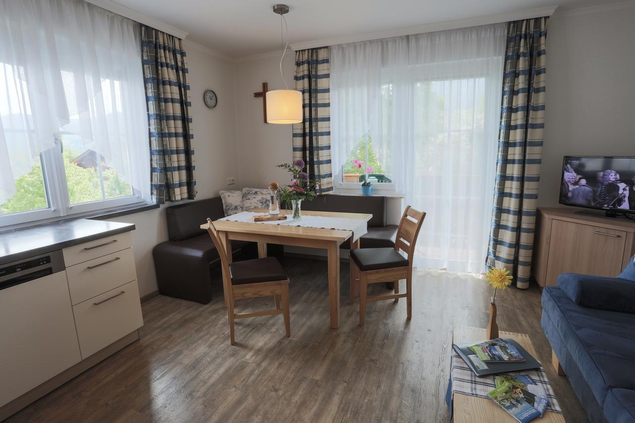 Appartments Am Esslgut Haus im Ennstal Eksteriør billede