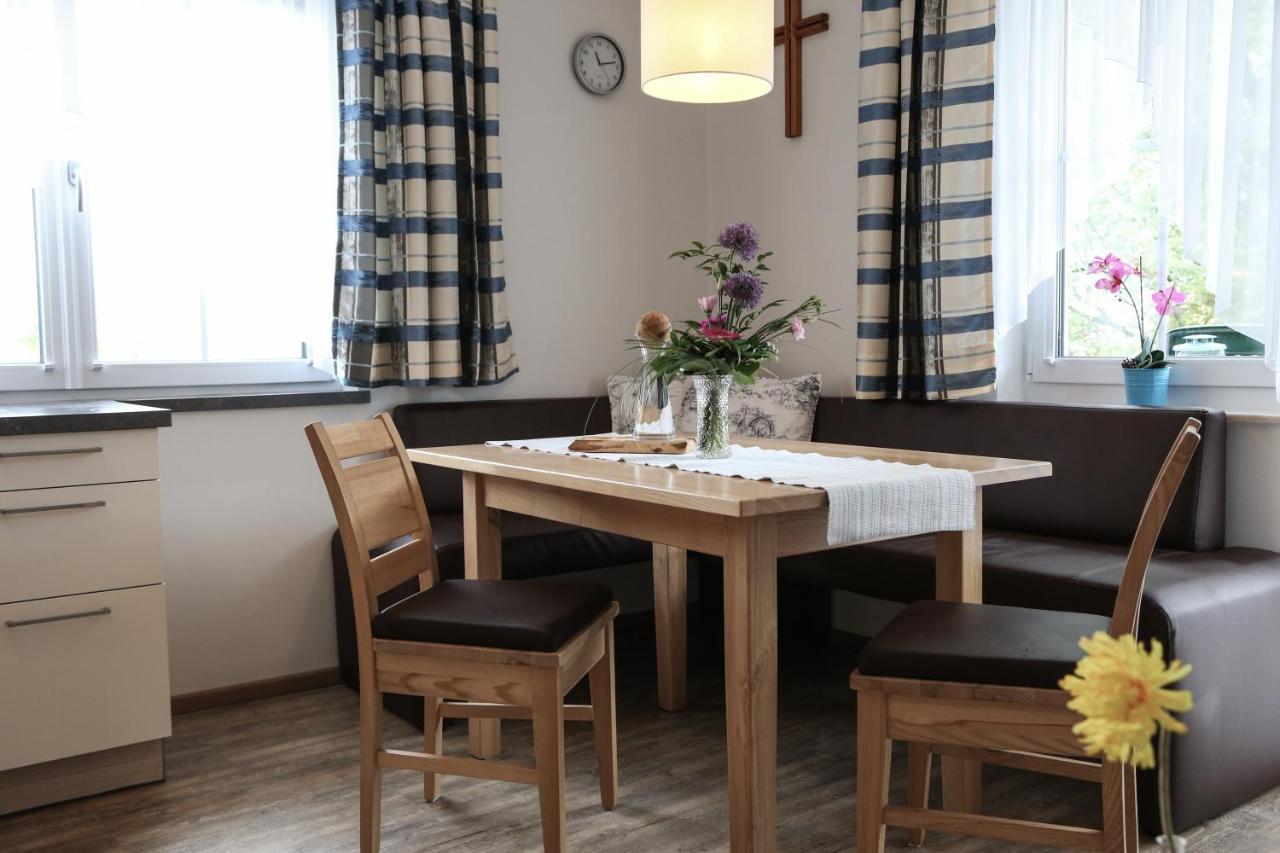 Appartments Am Esslgut Haus im Ennstal Eksteriør billede